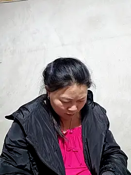 Snapshot of yoowwmr chatting on November 22, 12:59 pm yoowwmr online show from November 22, 12:59 pm