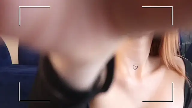 Snapshot of kinkititi chatting on February 3, 6:22 am kinkititi online show from February 3, 6:22 am