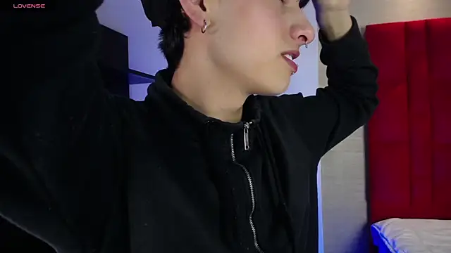 Ezra Storm online show from October 3, 4:53 am