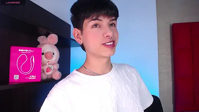 Ezra Storm online show from December 22, 5:15 am