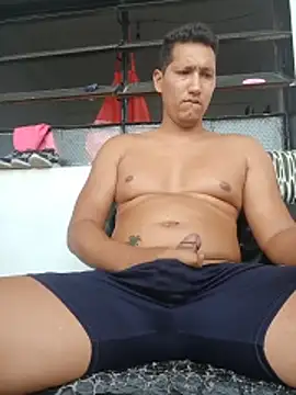 Tom Hardy11 online show from March 17, 6:44 pm