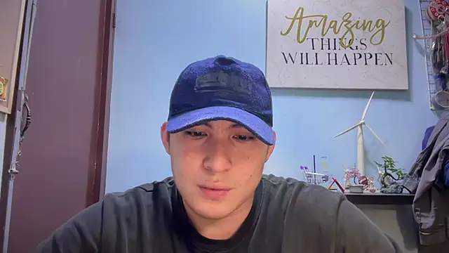 lovely jay online show from November 29, 8:01 pm