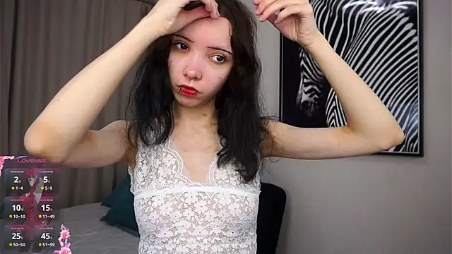 AnnisEells online show from October 4, 6:11 am