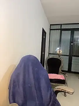 Snapshot of ADHARAMILLER__1111 chatting on November 18, 1:00 am ADHARAMILLER 1111 online show from November 18, 1:00 am