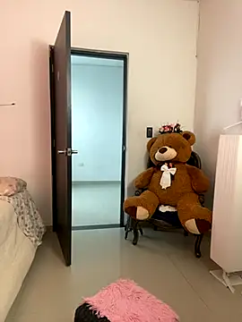 Snapshot of ADHARAMILLER__1111 chatting on November 29, 10:24 pm ADHARAMILLER 1111 online show from November 29, 10:24 pm