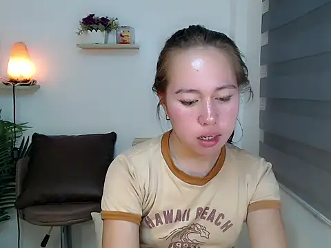 kimbratx online show from March 19, 2:15 am