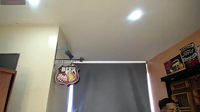 Snapshot of CollemanStone chatting on November 13, 8:08 pm CollemanStone online show from November 13, 8:08 pm