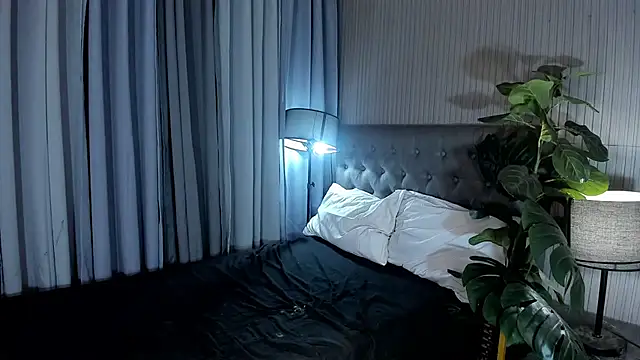 HugeCocoCock online show from July 2, 8:37 pm