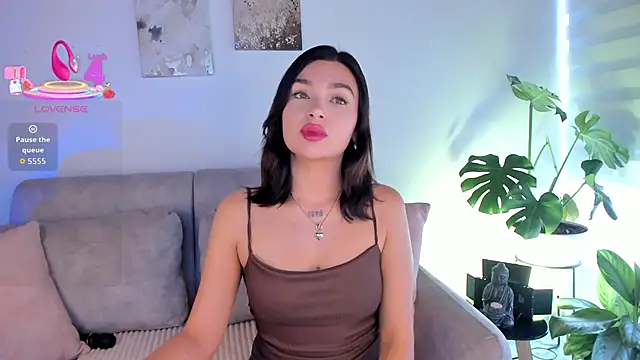 Snapshot of Estrer_collins chatting on November 4, 7:46 pm Estrer collins online show from November 4, 7:46 pm