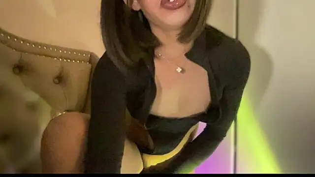 solana imani online show from April 10, 4:55 pm