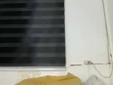 Snapshot of yummy_mia chatting on June 21, 12:41 pm yummy mia online show from June 21, 12:41 pm