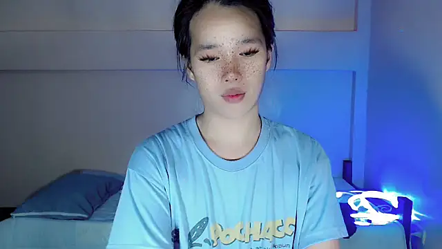 Snapshot of sassy_alex chatting on September 11, 7:19 am sassy alex online show from September 11, 7:19 am