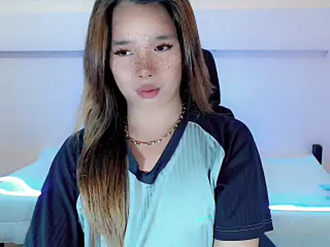 Snapshot of sassy_alex chatting on February 6, 11:57 am sassy alex online show from February 6, 11:57 am