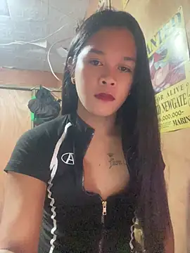 Snapshot of liannexfuckdoll chatting on June 1, 3:14 pm liannexfuckdoll online show from June 1, 3:14 pm