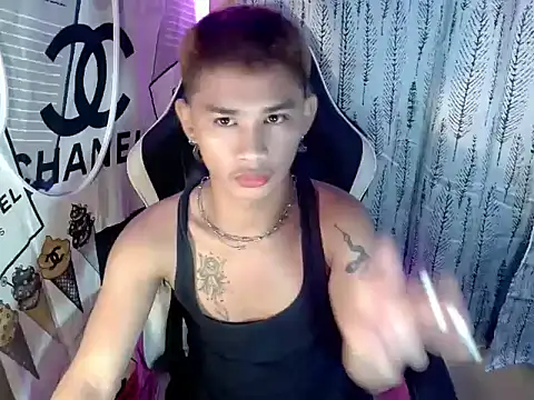 asianhardcock25 online show from December 16, 8:36 pm