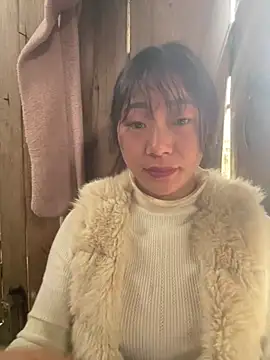 Snapshot of isaaa5 chatting on February 23, 3:15 am isaaa5 online show from February 23, 3:15 am