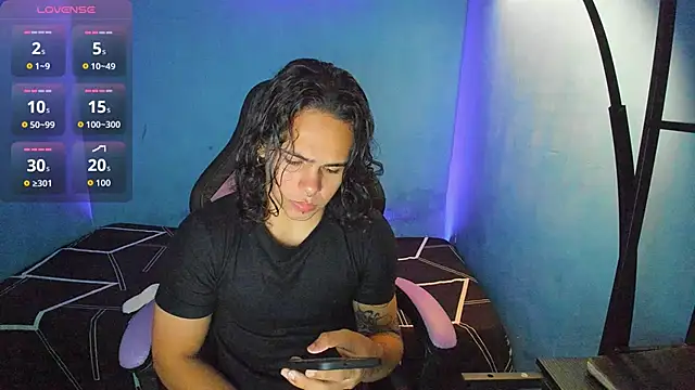 Maximiliano scoott   online show from October 15, 6:52 pm