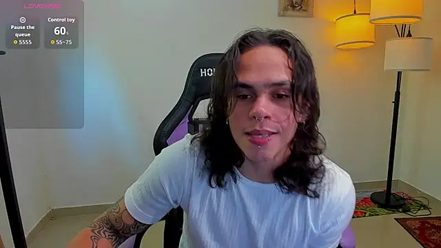 Maximiliano scoott   online show from November 2, 6:10 pm