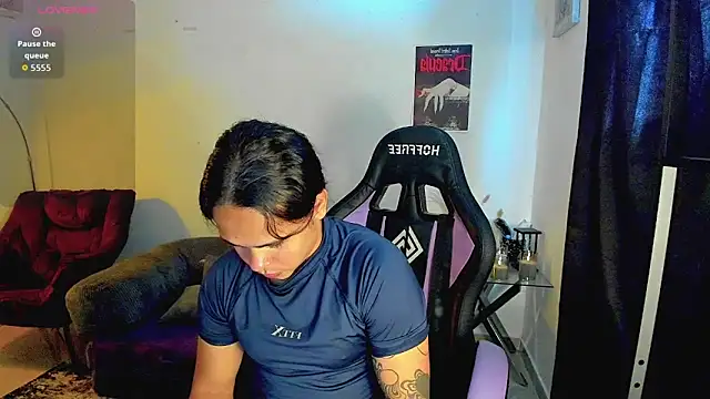 Maximiliano scoott   online show from March 13, 8:37 pm