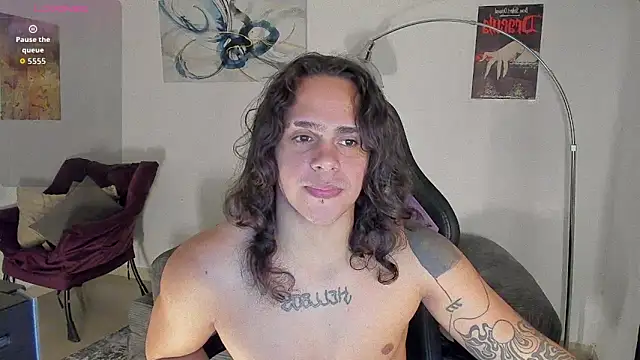 Maximiliano scoott   online show from May 22, 6:53 am
