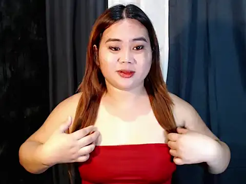 Snapshot of queen_staceyy chatting on November 25, 6:02 am queen staceyy online show from November 25, 6:02 am