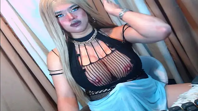 GoddessOFHUGEx online show from October 7, 5:15 am