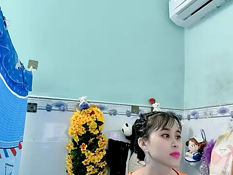 emgaixinhngoan online show from October 9, 12:14 pm