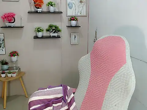liane mei online show from July 17, 5:47 am
