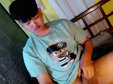 Reynelcock online show from January 18, 6:39 am