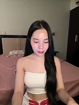 Snapshot of -katinat- chatting on February 6, 2:49 am -katinat- online show from February 6, 2:49 am