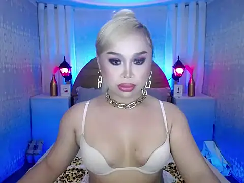 Snapshot of andy_slave4u chatting on October 21, 3:13 pm andy slave4u online show from October 21, 3:13 pm