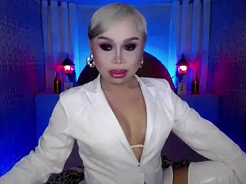 Snapshot of andy_slave4u chatting on October 25, 3:18 pm andy slave4u online show from October 25, 3:18 pm