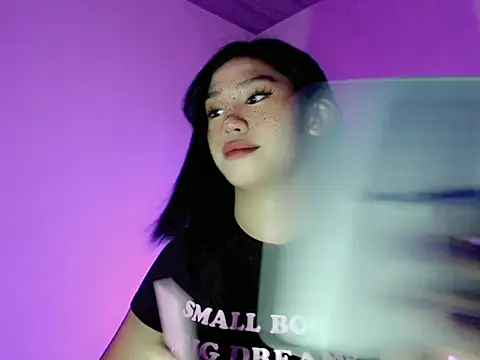 Snapshot of Maxine_Sucks chatting on October 11, 1:42 pm Maxine Sucks online show from October 11, 1:42 pm