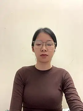 Snapshot of meomeo2k6 chatting on January 19, 2:10 pm meomeo2k6 online show from January 19, 2:10 pm