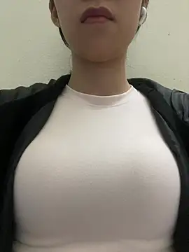 Snapshot of meomeo2k6 chatting on February 13, 3:08 pm meomeo2k6 online show from February 13, 3:08 pm