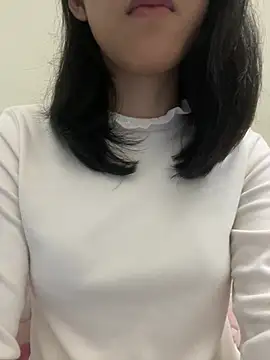 Snapshot of meomeo2k6 chatting on February 24, 2:48 pm meomeo2k6 online show from February 24, 2:48 pm