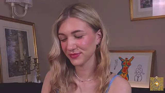 Snapshot of BeatrixGummer chatting on October 15, 8:20 pm BeatrixGummer online show from October 15, 8:20 pm