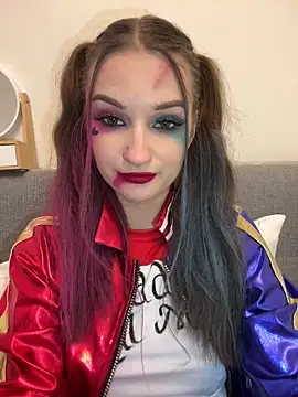 AdelinaEmber online show from October 31, 11:55 am