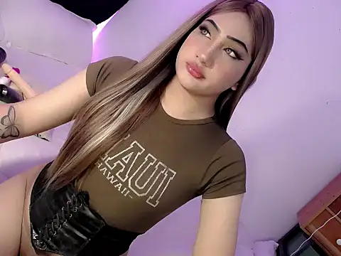 Snapshot of sugar_naughty chatting on September 22, 9:33 am sugar naughty online show from September 22, 9:33 am