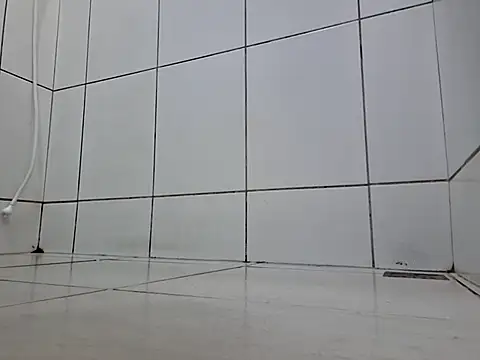 Snapshot of BathToys chatting on September 23, 1:58 pm BathToys online show from September 23, 1:58 pm