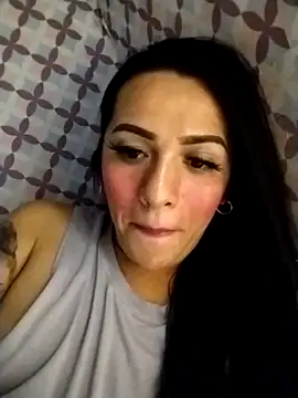 Snapshot of enoria1992 chatting on April 23, 4:31 pm enoria1992 online show from April 23, 4:31 pm