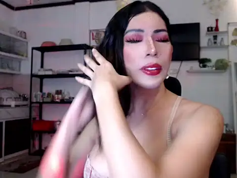 goddessofbigcock1234 online show from September 28, 1:55 am
