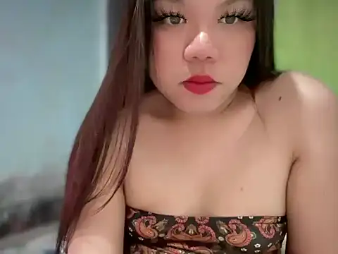 Snapshot of takemeinheaven25 chatting on March 10, 3:11 am takemeinheaven25 online show from March 10, 3:11 am