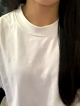 Snapshot of JennyQueen18 chatting on October 2, 2:02 pm JennyQueen18 online show from October 2, 2:02 pm