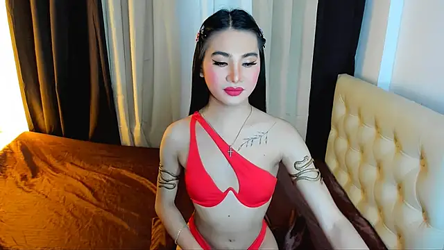 Snapshot of hotjessieempress chatting on October 7, 7:00 pm hotjessieempress online show from October 7, 7:00 pm