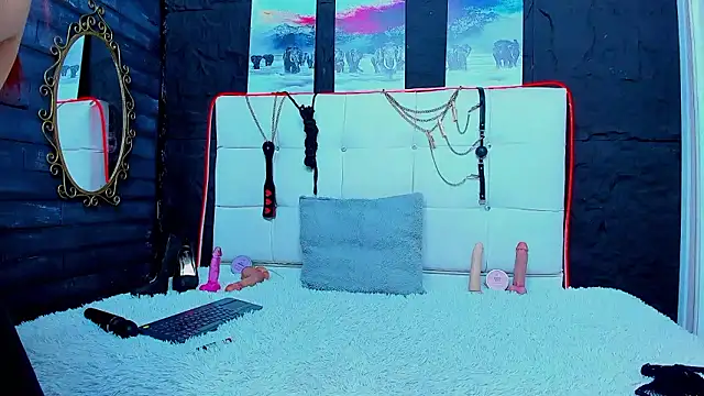 Snapshot of Meghan_storm chatting on March 10, 2:16 am Meghan storm online show from March 10, 2:16 am