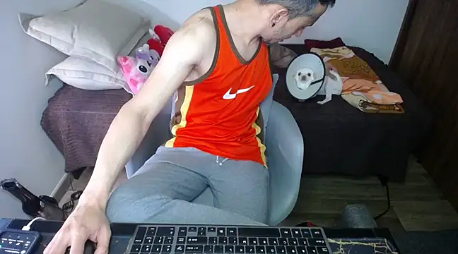 bossking017 online show from March 2, 3:16 pm