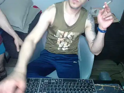 bossking017 online show from March 6, 1:14 pm