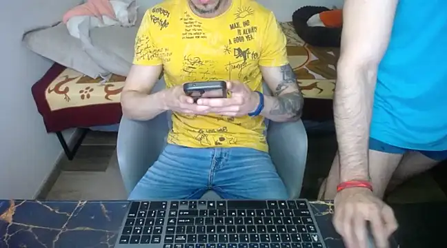 bossking017 online show from March 22, 1:08 pm