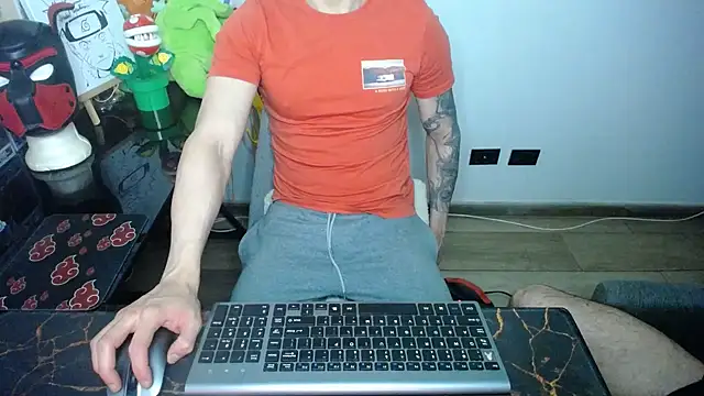 bossking017 online show from September 22, 6:37 am